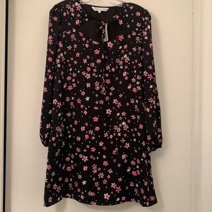 Cupcakes and Cashmere: New With Tags Ladies Dress Size Small
